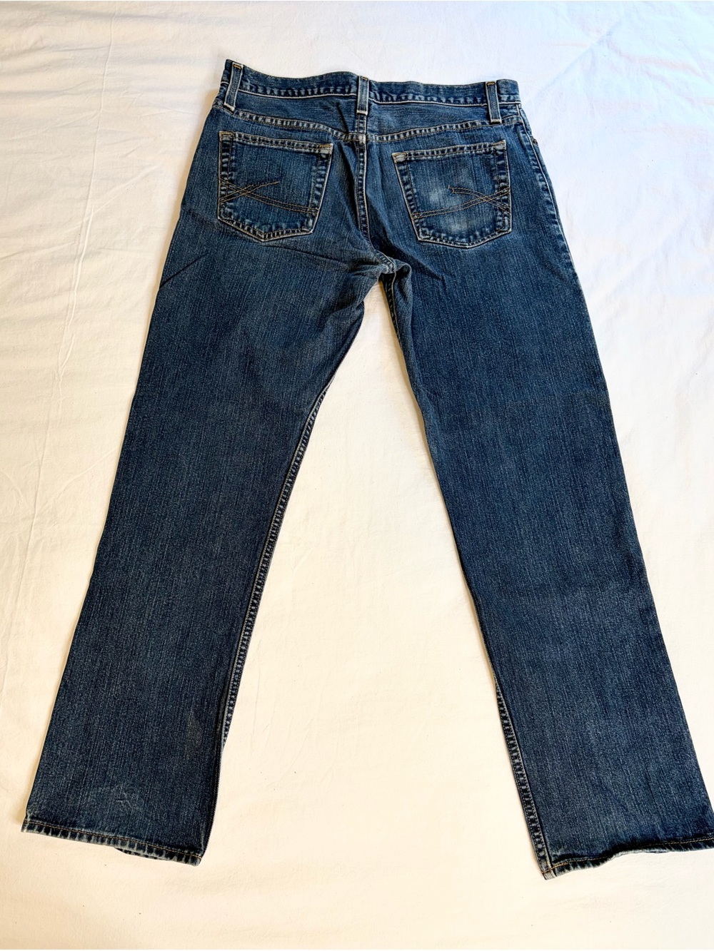 Men's Slim Straight Jeans in Medium Blue Wash - Picture 2 of 5